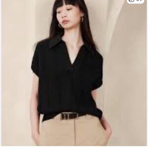 NWOT Banana Republic Black Collared Short Sleeve Knit  Sweater Size Medium